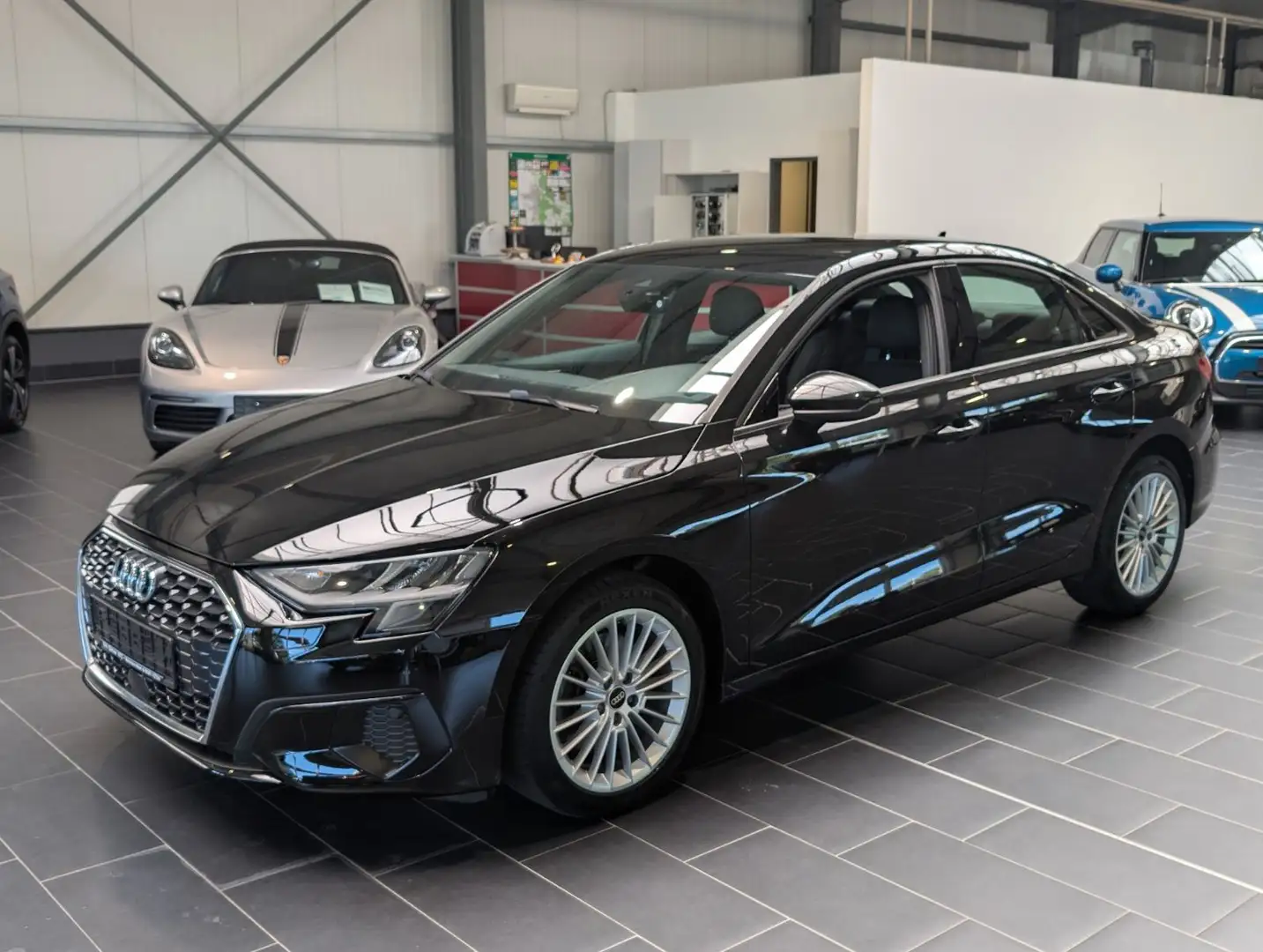 Audi A3 2021 — вид спереду
